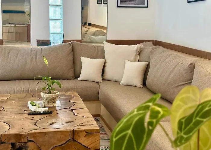 Vela 6 Bedroom Seminyak (Bali)