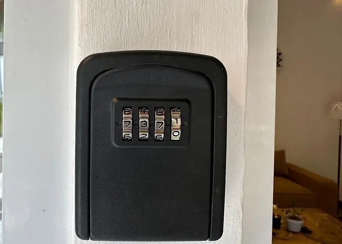 Vela 6 Bedroom *