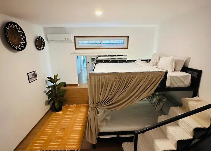 Vela 6 Bedroom Villa *