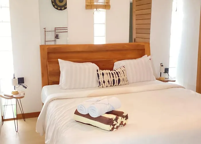 Vela 6 Bedroom Villa *
